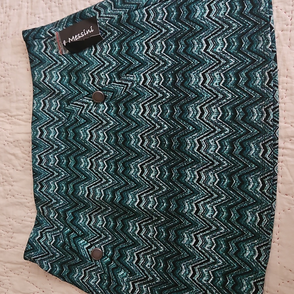 NEW Messini Mini Skirt Size L